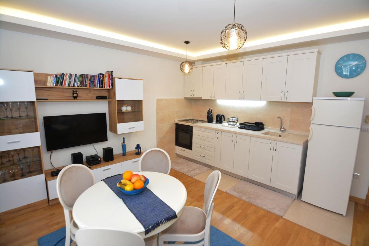 Apartments Olive コトル エクステリア 写真