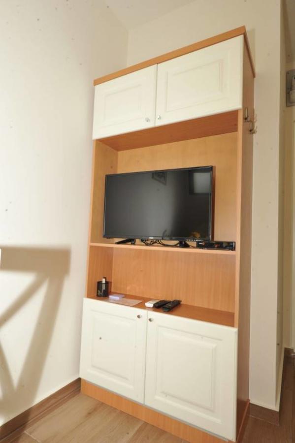 Apartments Olive コトル エクステリア 写真